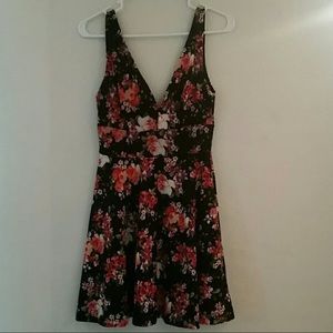 Lulu’s - Floral Skater Dress